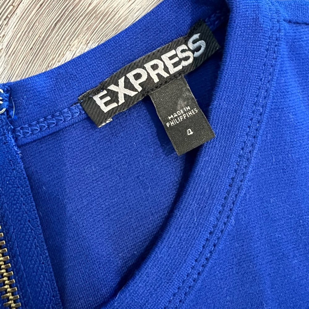 Express Dress - Picture 2 of 3